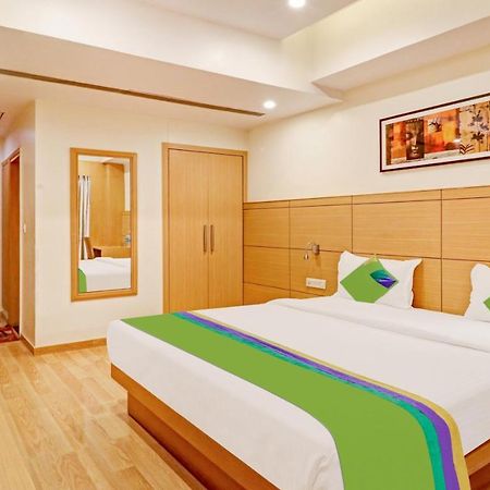 Treebo Galaxy Rooms New Delhi Eksteriør bilde