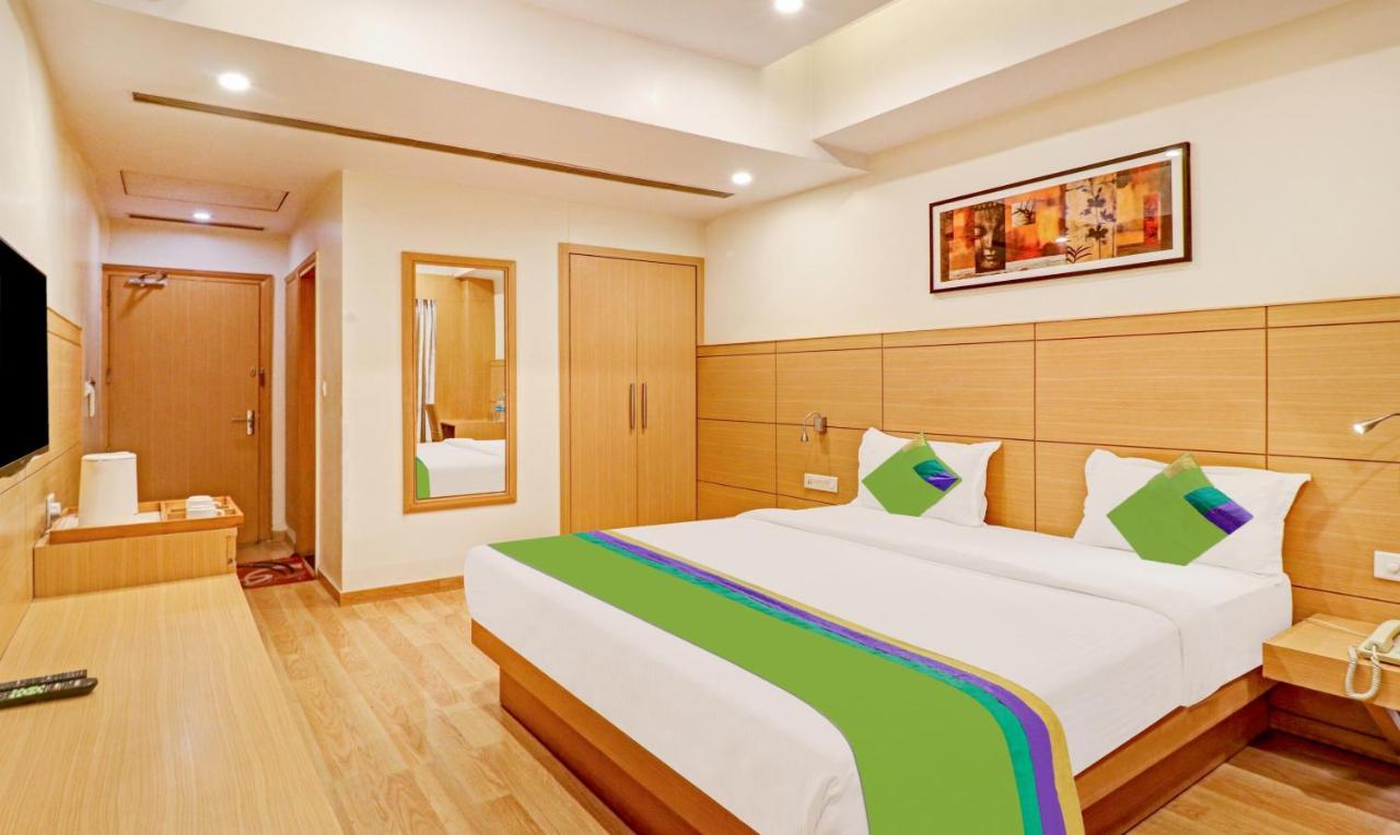Treebo Galaxy Rooms New Delhi Eksteriør bilde