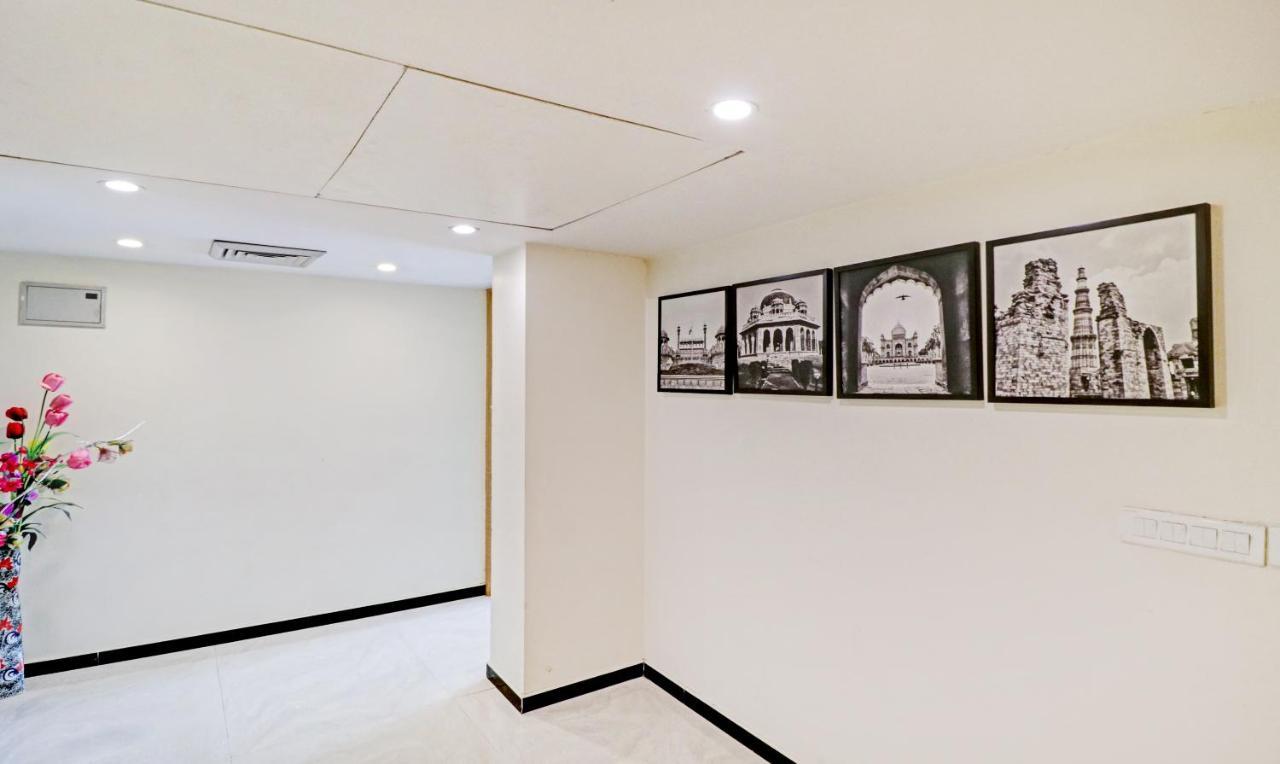 Treebo Galaxy Rooms New Delhi Eksteriør bilde